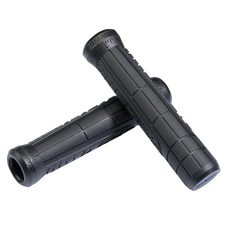 Giant Swage Non-Lock-On Grips 1