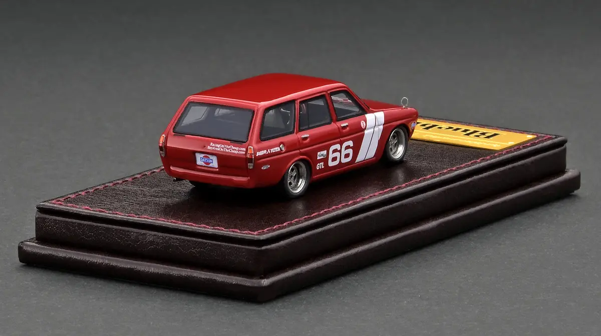1/64 Datsun Bluebird (510) Wagon Red - Ignition Model 2
