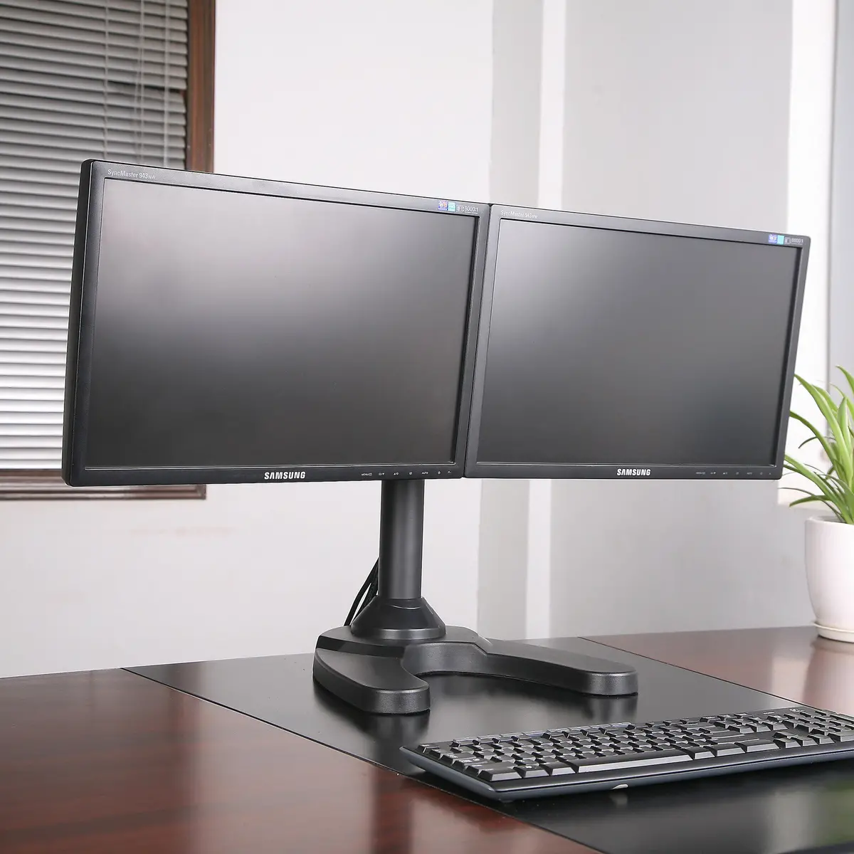 Premium Dual Monitor Stand -  Freestanding (2Ms-Fhw) 1