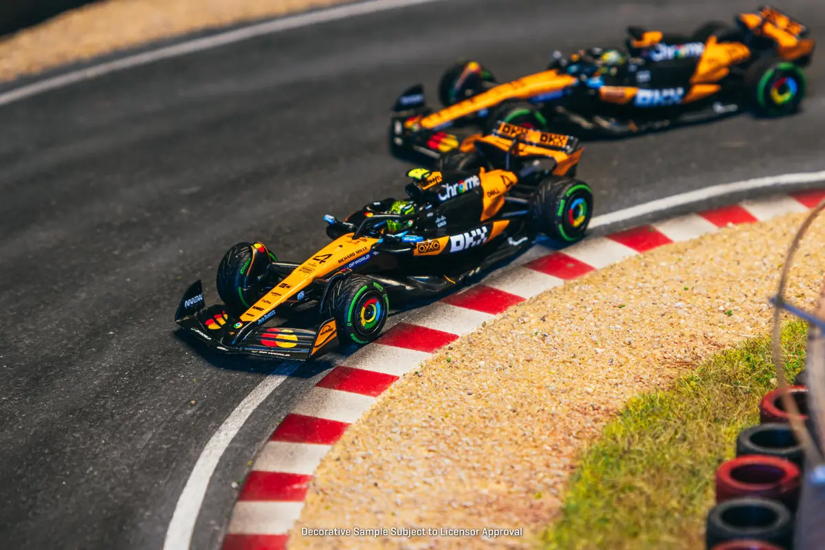 Minichamps 1/64 Mclaren Formula 1 Team Mcl39 Lando Norris - Winner Australian Gp 2025 1