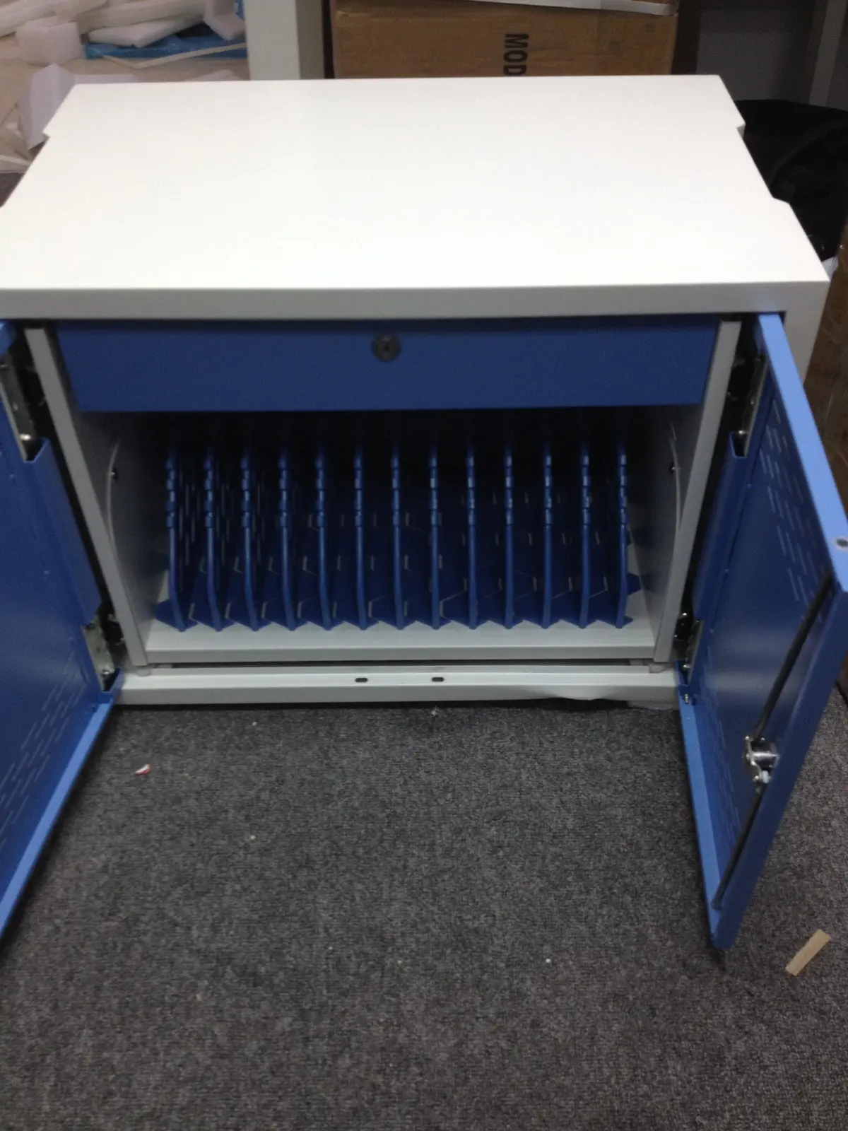Wall Mounting Tablet Charging Station 1