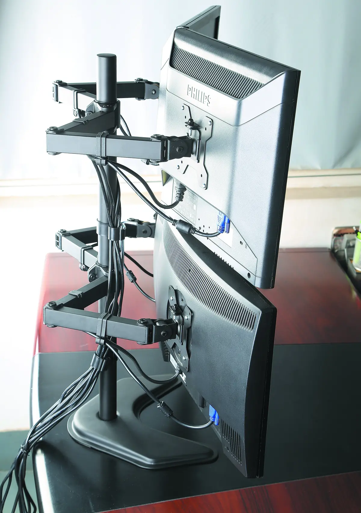 Quad Monitor Desk Stand Mount Full Motion Articulating Arm 4 Lcd Computer Displays, Fits 17, 19, 20, 22, 23, 24, 27 Inch, Fits Vesa 75 100, Swivel, Rotate, Tilt, Black Hongkong Ef004 1