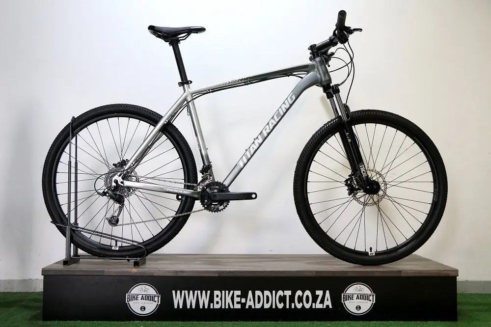 Titan Rogue Alpine Xl (Pre-Owned) 1