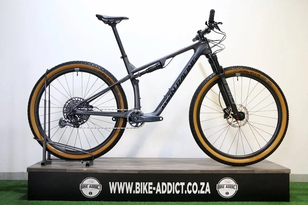 Titan Racing Cypher Gen 2 Rs Carbon Comp Large (Demo) 1