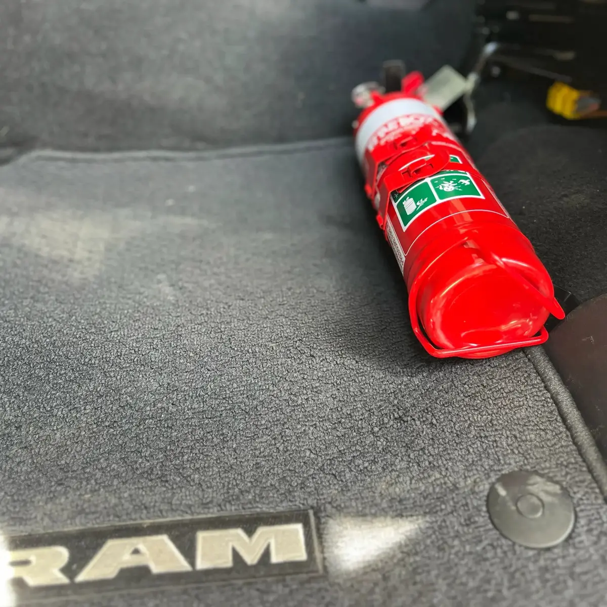 Ram 2500/3500 (Gen 5) 2019+ Fire Extinguisher Bracket 2