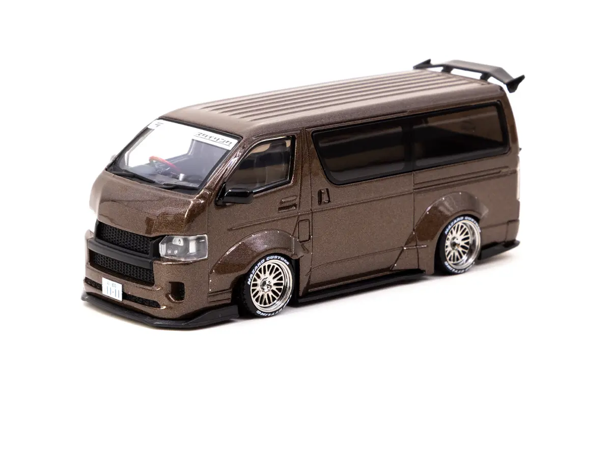 1/43 Toyota Hiace Widebody Brown - Tarmac Works Hobby43 1