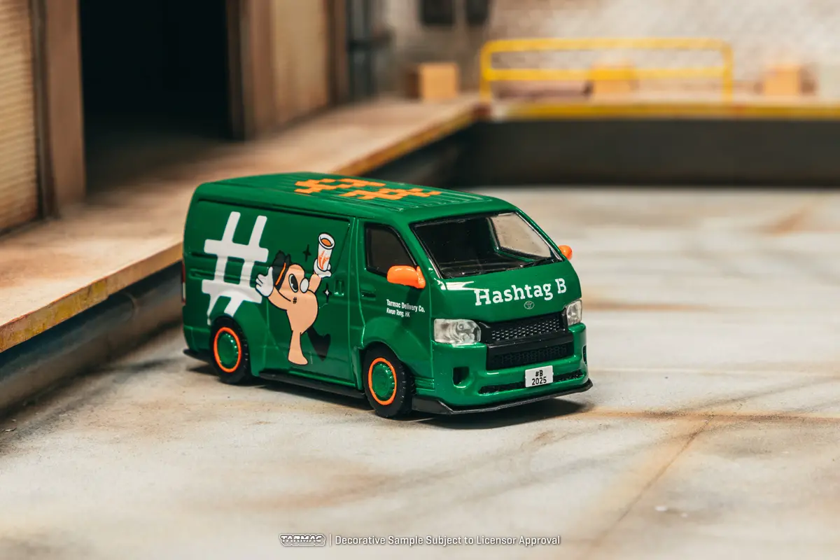 1/64 Toyota Hiace Widebody - Hashtag B Special Edition With Special Diorama Display Base – Tarmac Works Hobby64 1