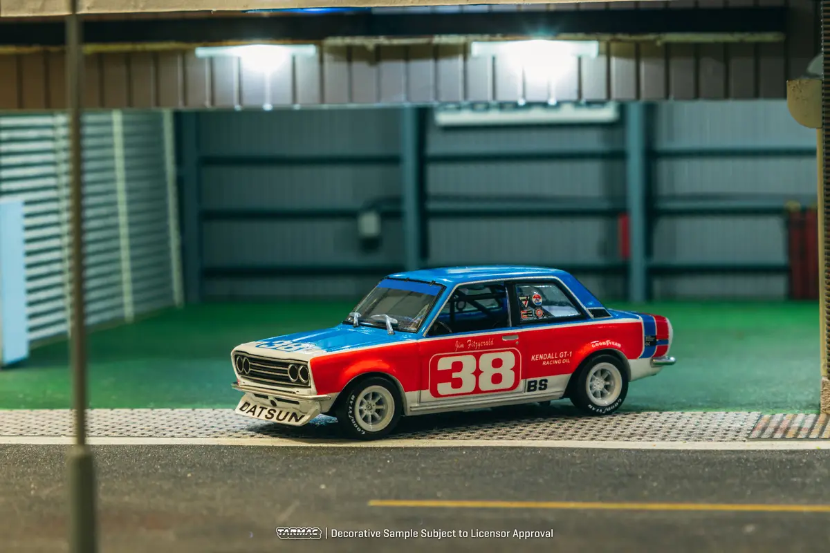 1/64 Datsun 510 Scca National Championship 1973 #38 - Tarmac Works Hobby64 1