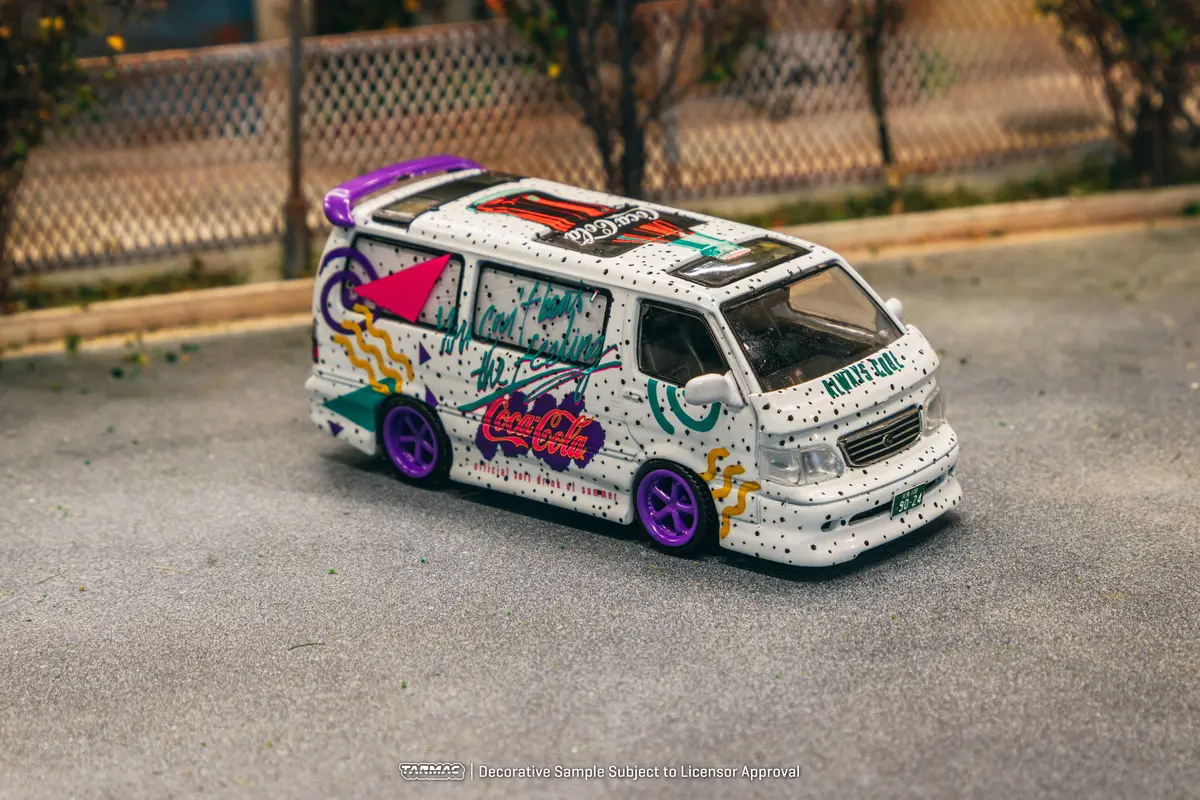 1/64 Toyota Hiace Wagon Custom Coca-Cola Delivery Van - Tarmac Works Hobby64 1