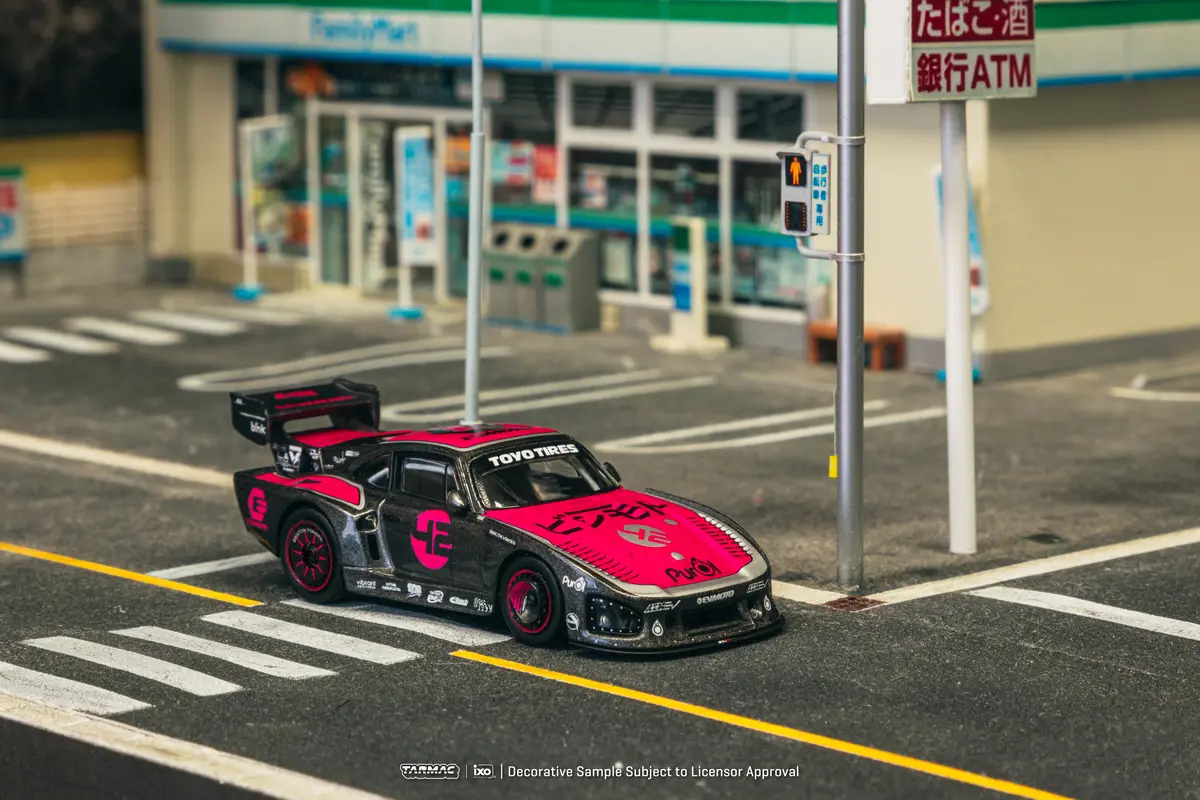 1/64 Bisimoto Porsche 935 K3v With Tarmac Cards Combo Set - Tarmac Works  X Ixo Models Hobby64 1