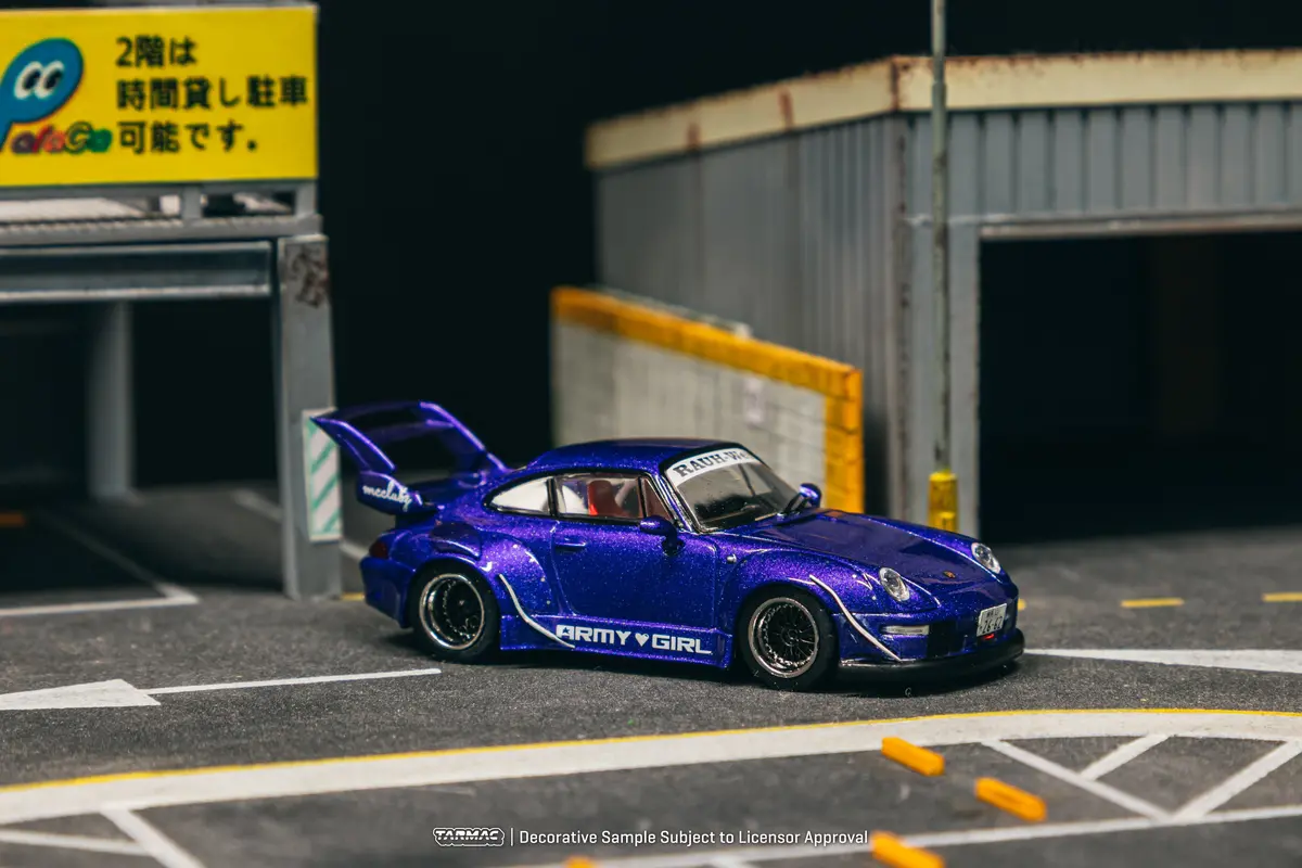1/64 Rwb 993 Army Girl - Tarmac Works Hobby64 1