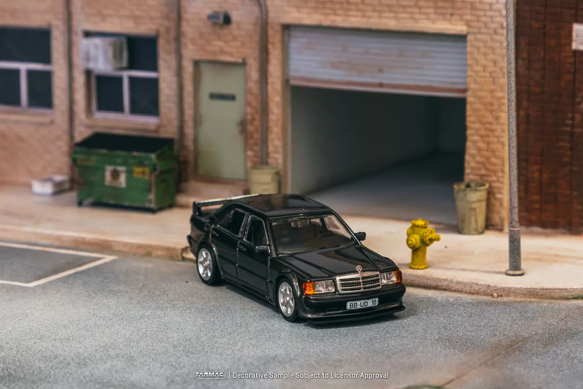 1/64 Mercedes-Benz 190 E 2.5-16 Evo 1 Blue-Black Metallic - Tarmac Works Global64 1