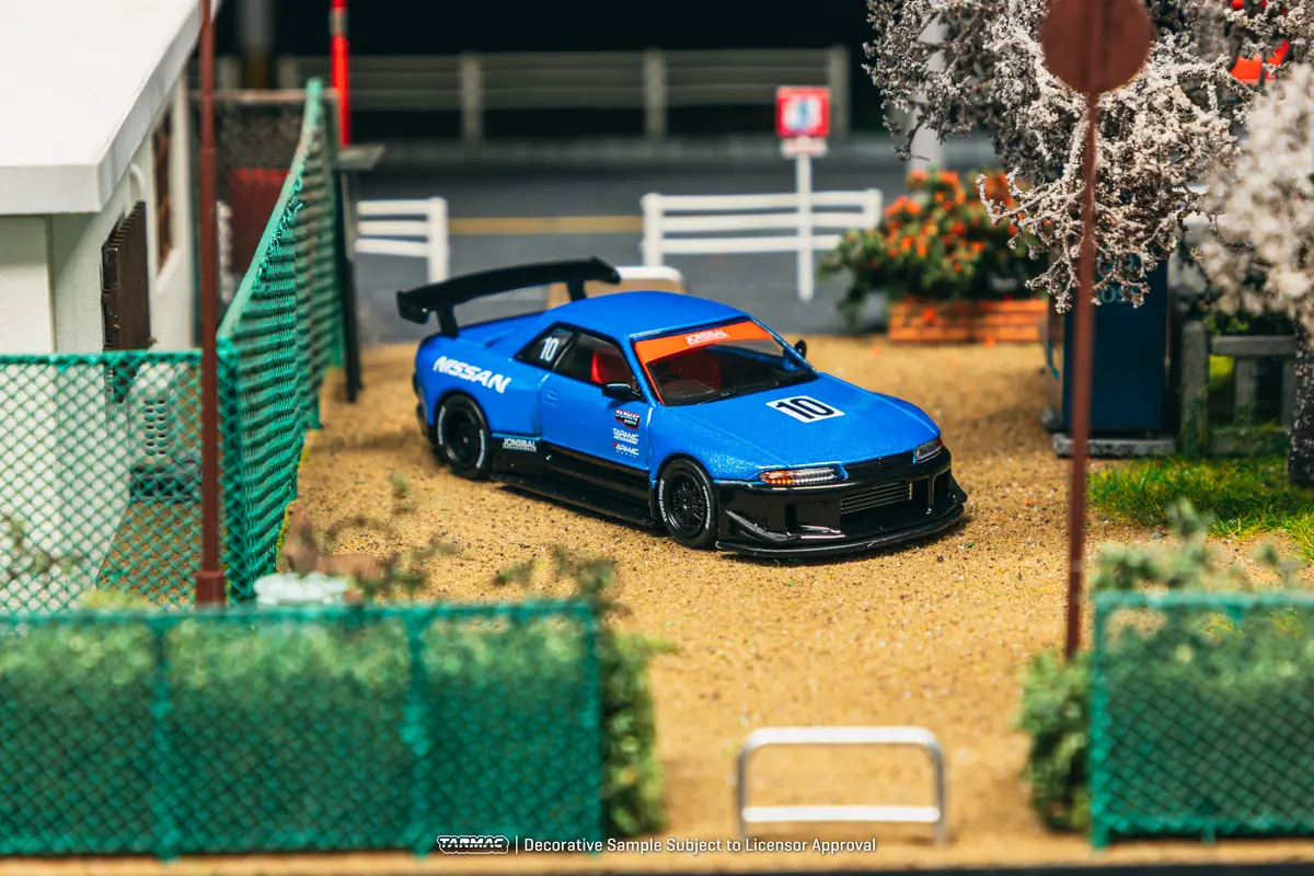 1/64 Nissan Skyline (R32) Widebody Tarmac Works 10Th Anniversary - Designed By Jon Sibal - Tarmac Works Global64 1