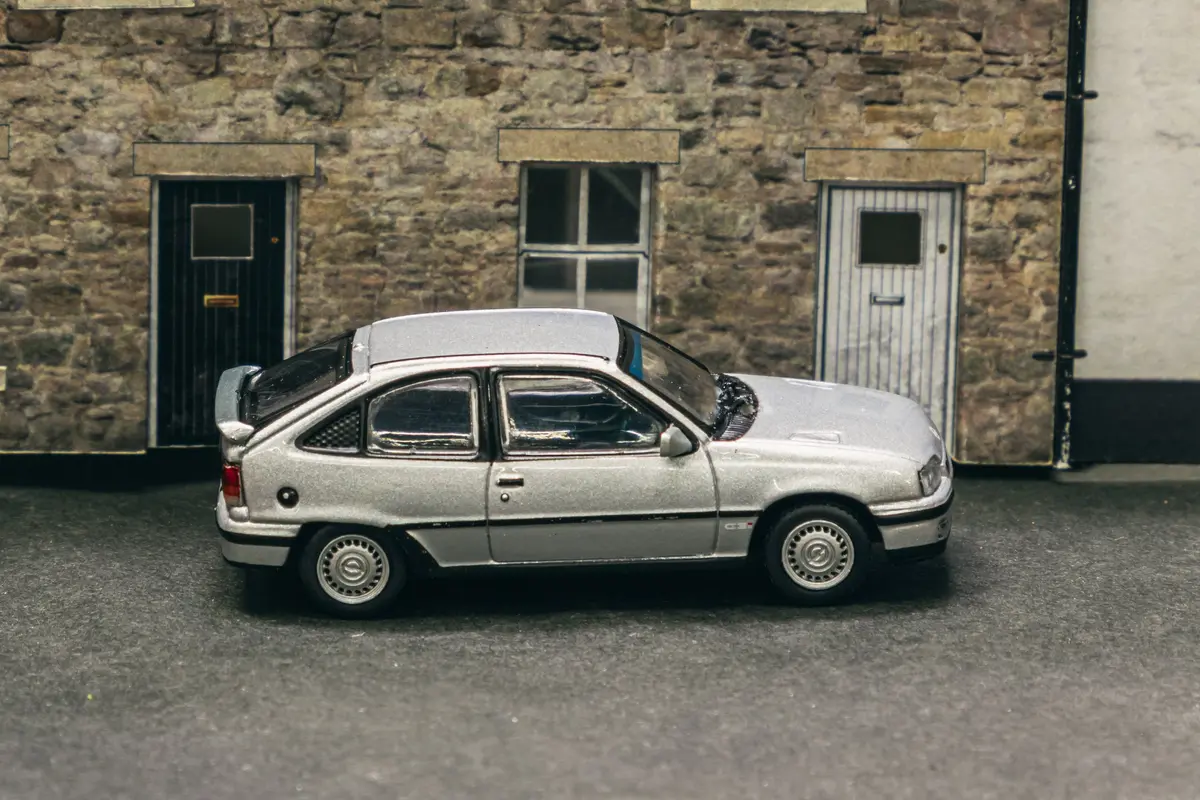 1/64 Opel Kadett Gsi Silver - Tarmac Works Global64 1