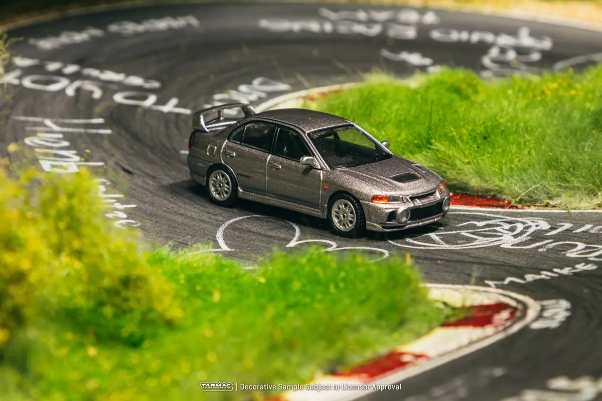 1/64 Mitsubishi Lancer Gsr Evolution Iv Silver With Tarmac Cards - Tarmac Works Global64 1