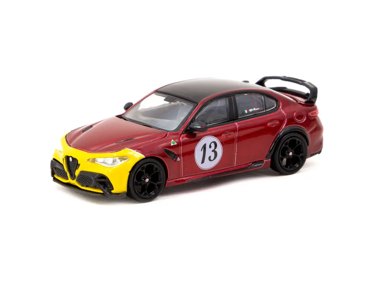1/64 Alfa Romeo Giulia Gtam Red/Yellow -Tarmac Works Global64 2