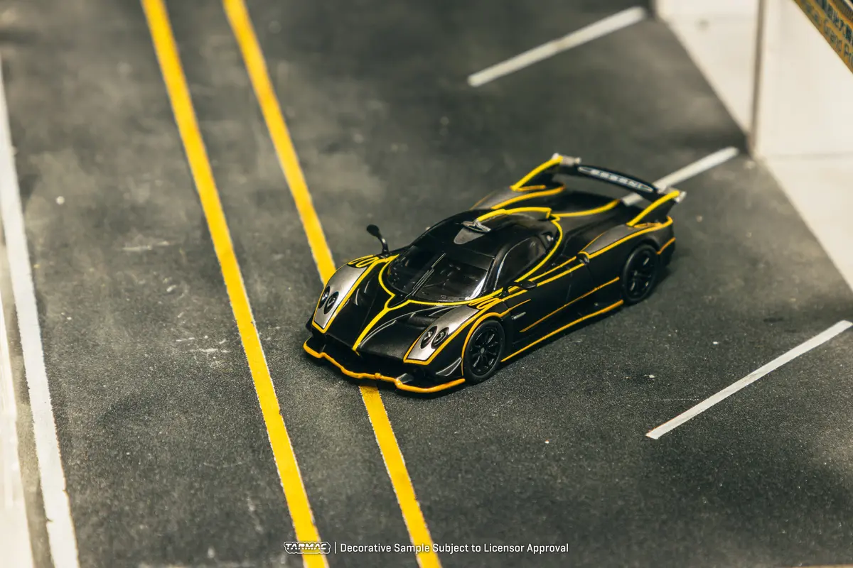 1/64 Pagani Huayra R Matt Black / Silver - Tarmac Works Global64 1