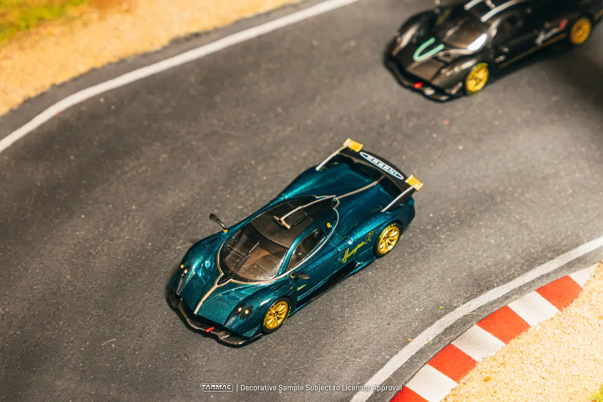1/64 Pagani Huayra R Turquoise Carbon Fiber – Usa Special Edition - Tarmac Works Global64 1