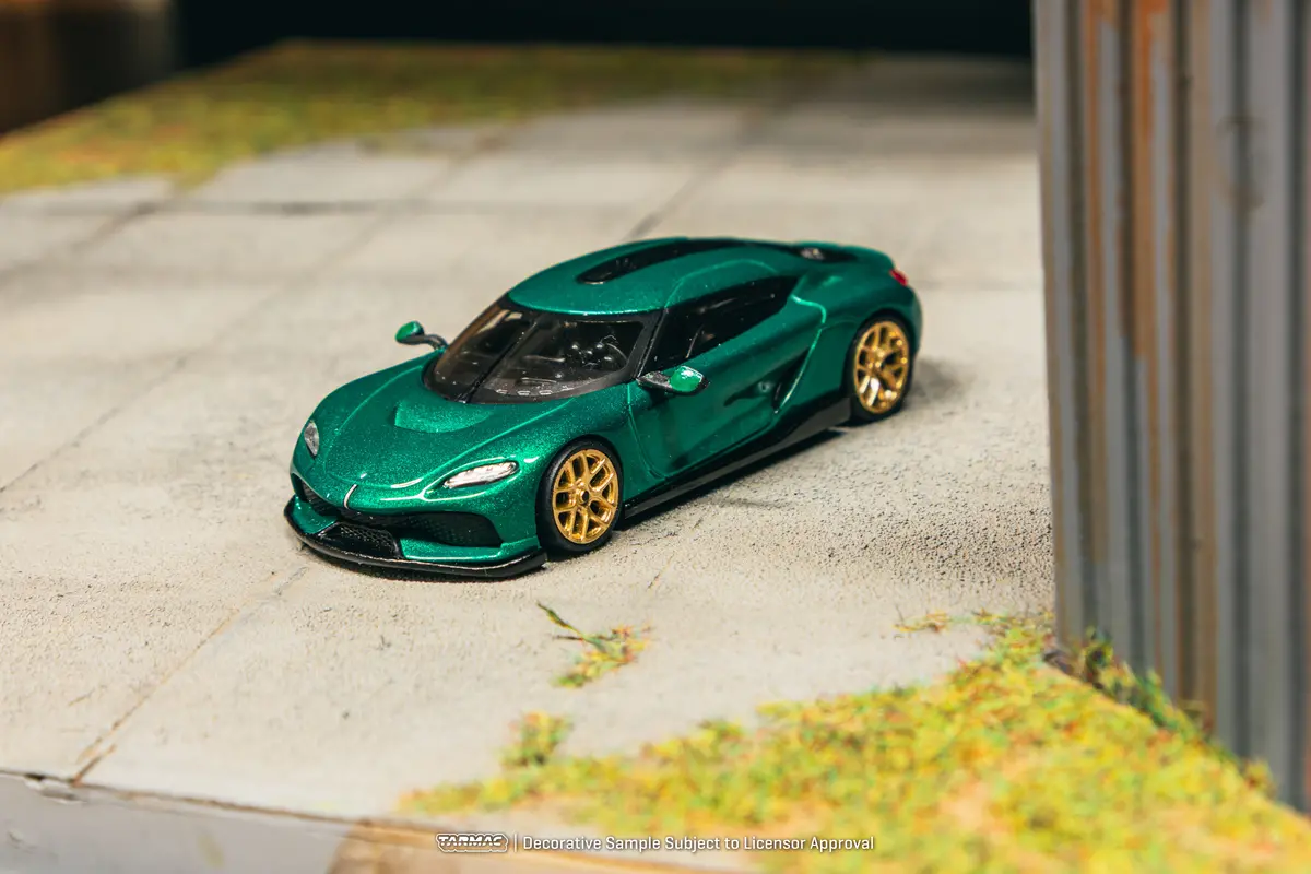 1/64 Koenigsegg Gemera Green - Tarmac Works Global64 1