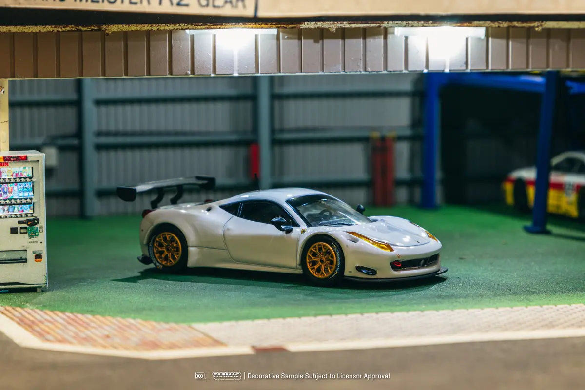 1/64 Ferrari 458 Italia Gt3 White - Tarmac Works X Ixo Models Road64 1