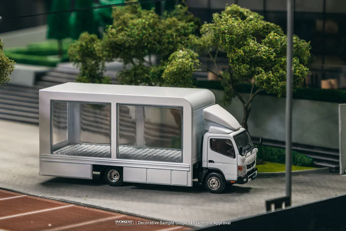 1/64 Mitsubishi Fuso Canter Mobile Display Truck - Tarmac Works Truck64 1