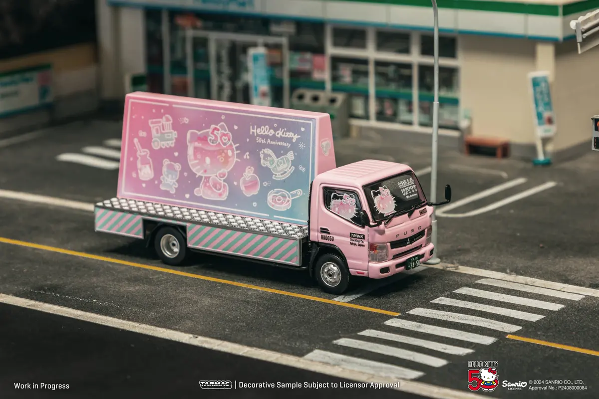 1/64 Mitsubishi Fuso Canter Hello Kitty - Tarmac Works Truck64 1