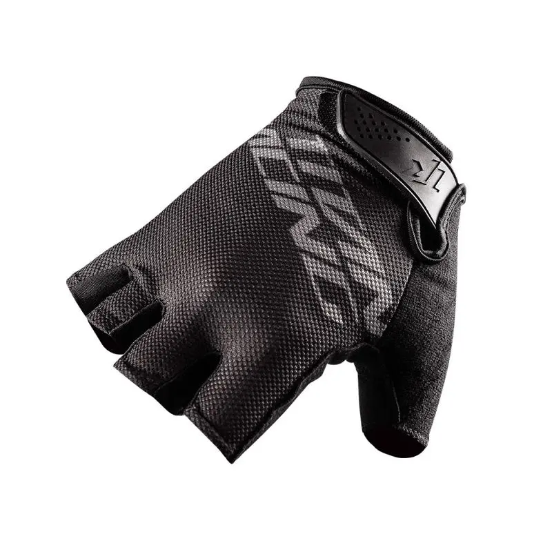Titan Racing Twitch Gloves 1