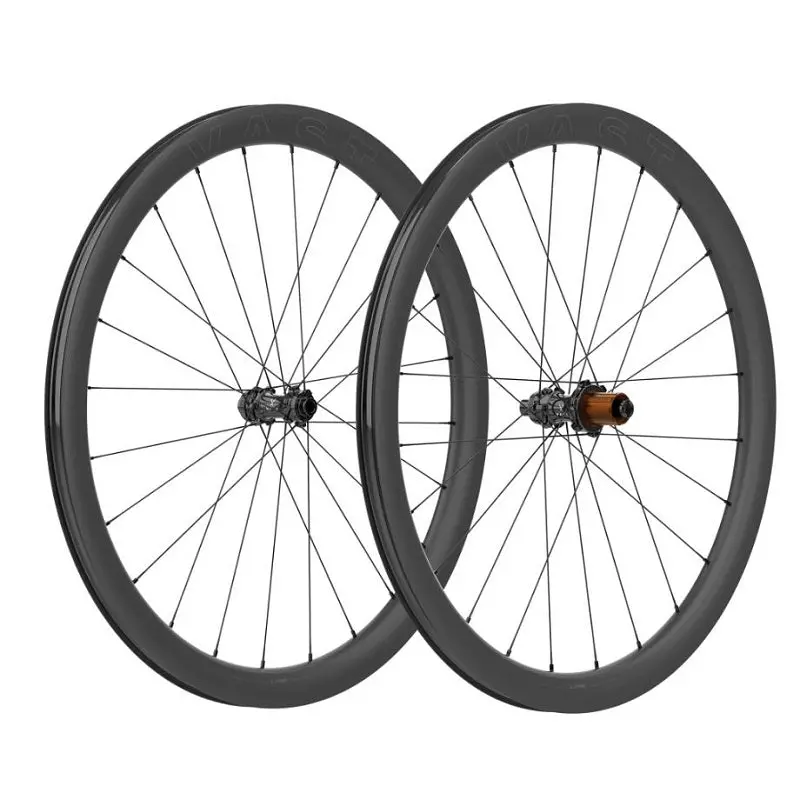 Lyne Vast Carbon 700C Wheelset 1
