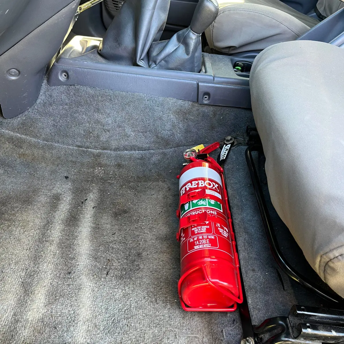 Toyota Hilux N60 Fire Extinguisher Bracket 2